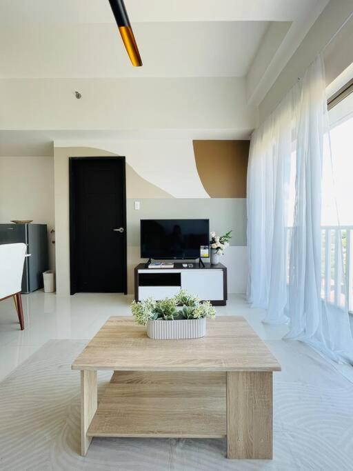 Wv 8 Serene Family Apartment Iloilo City